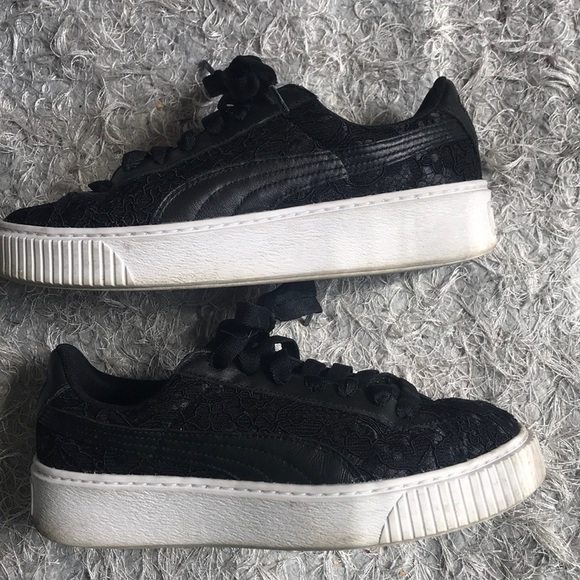 Puma Women’s Basket Classic Floral Lace platform - Picture 1 of 3
